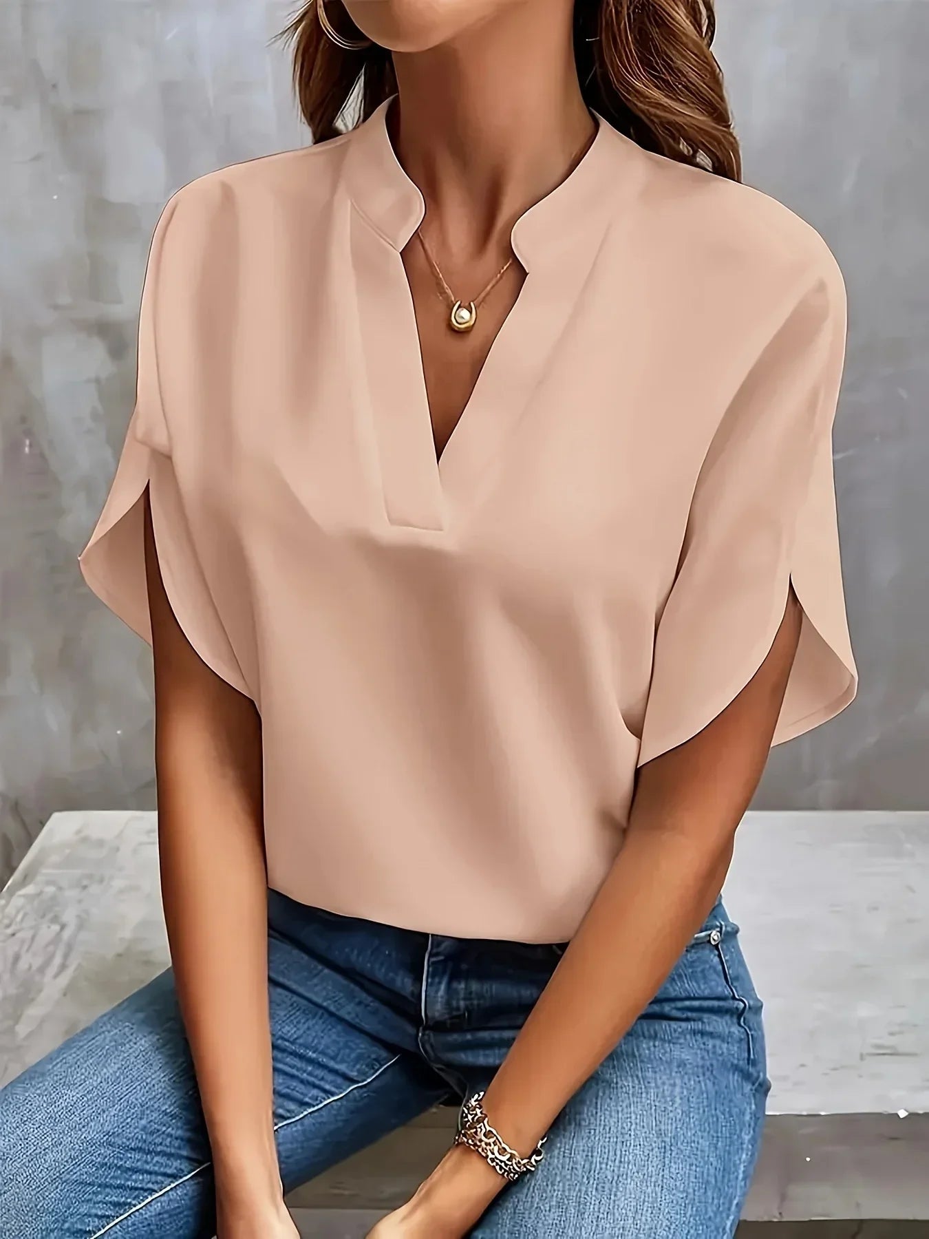 Women's Sophisticated V-Neck Blouse
